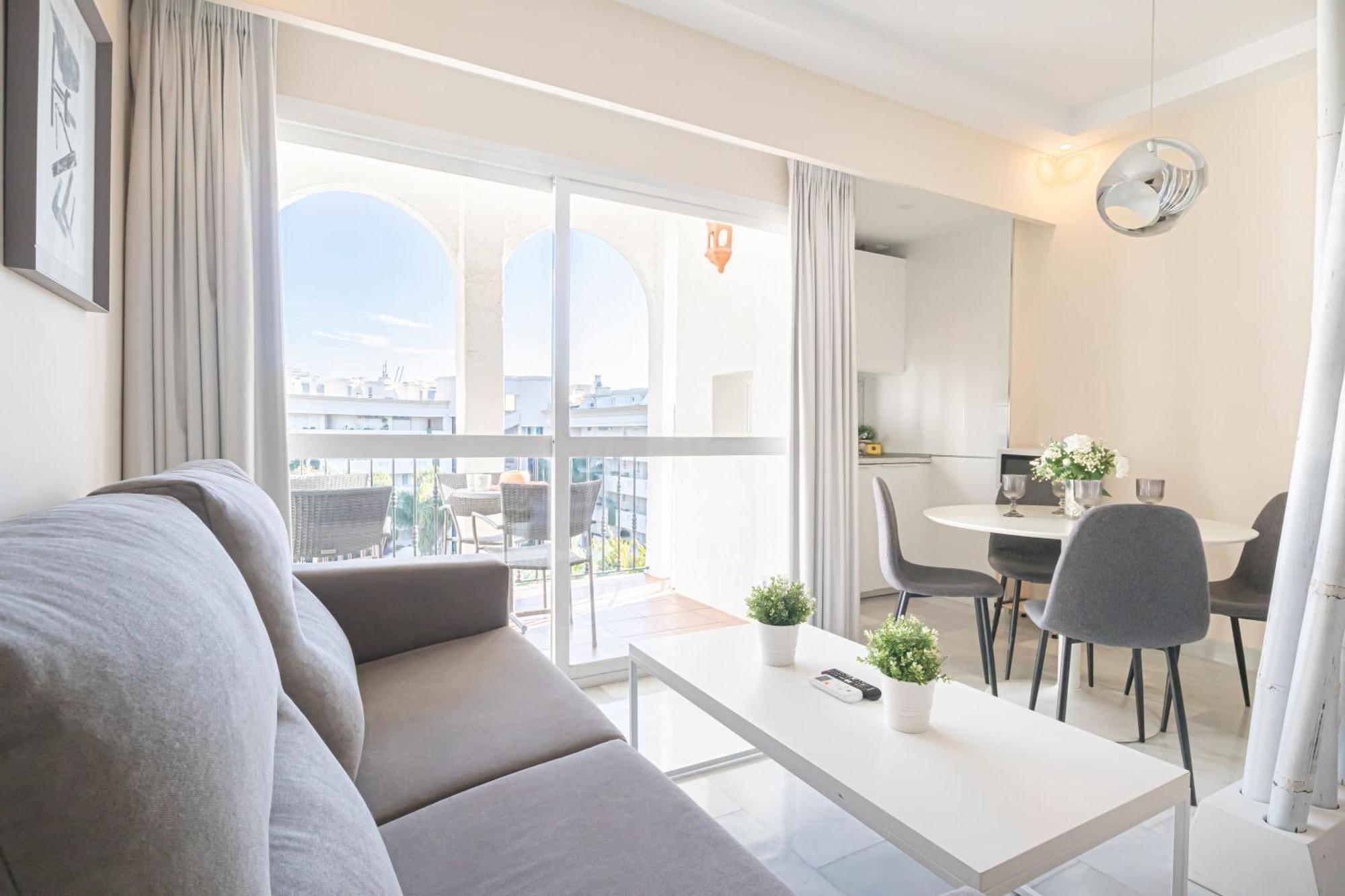 Occidental 3 - Puerto Banus