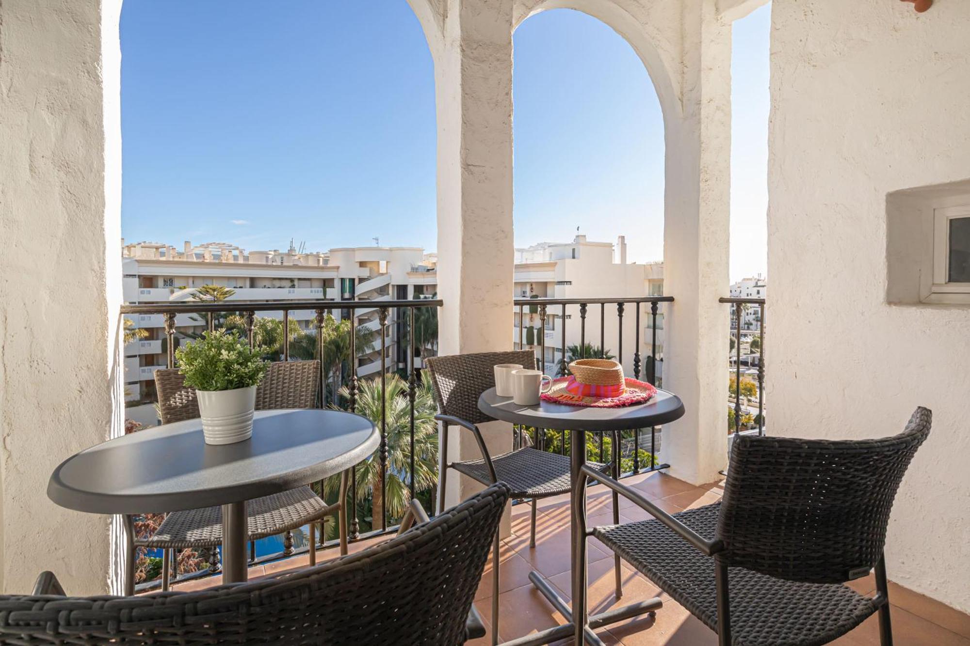 Occidental 3 - Puerto Banus